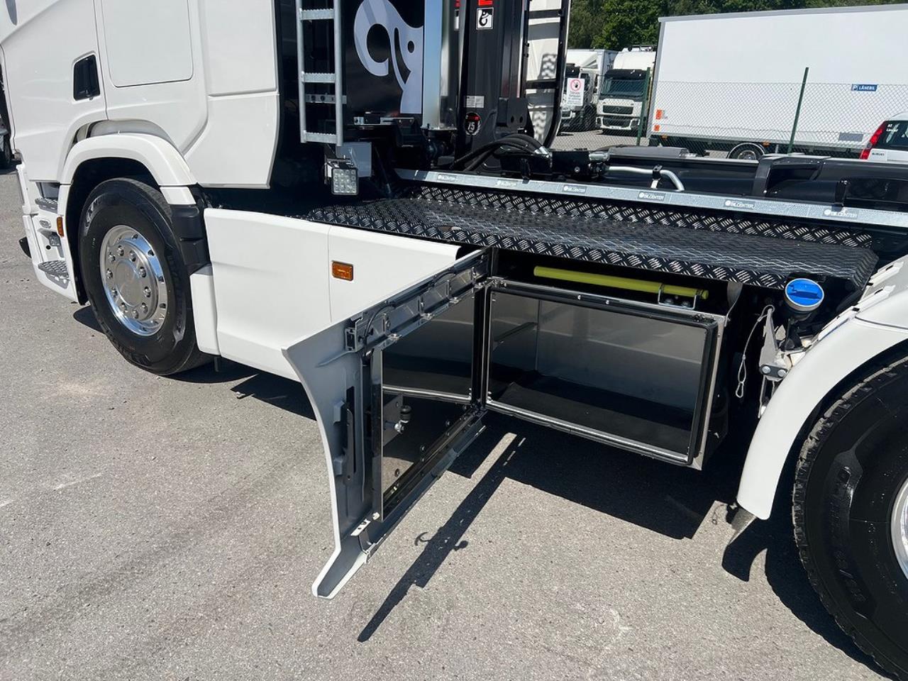 Scania R500 8x4*4 Tridem 26 T Hiab  Lastväxlare Fullutrustad 2025 - Krok/Lastväxlare