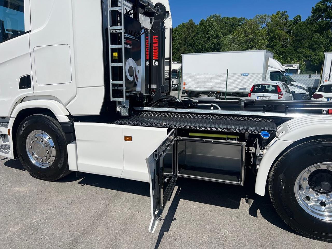 Scania R500 8x4*4 Tridem 26 T Hiab  Lastväxlare Fullutrustad 2025 - Krok/Lastväxlare