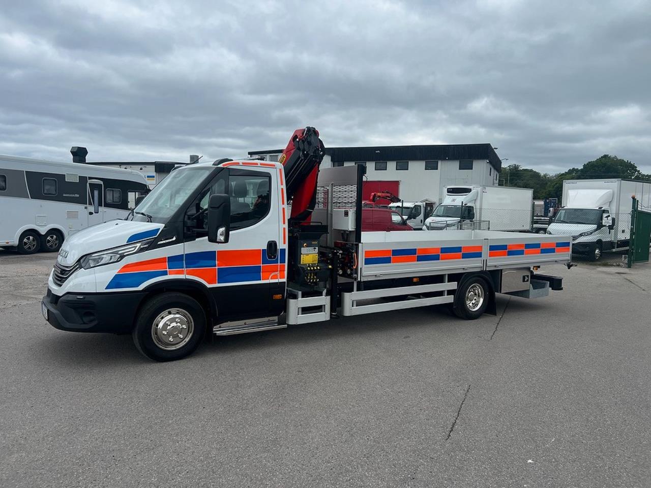 Iveco Daily 72C18 A8 Kranbil Palfinger Kran Fullutrustad 2025 - Kran