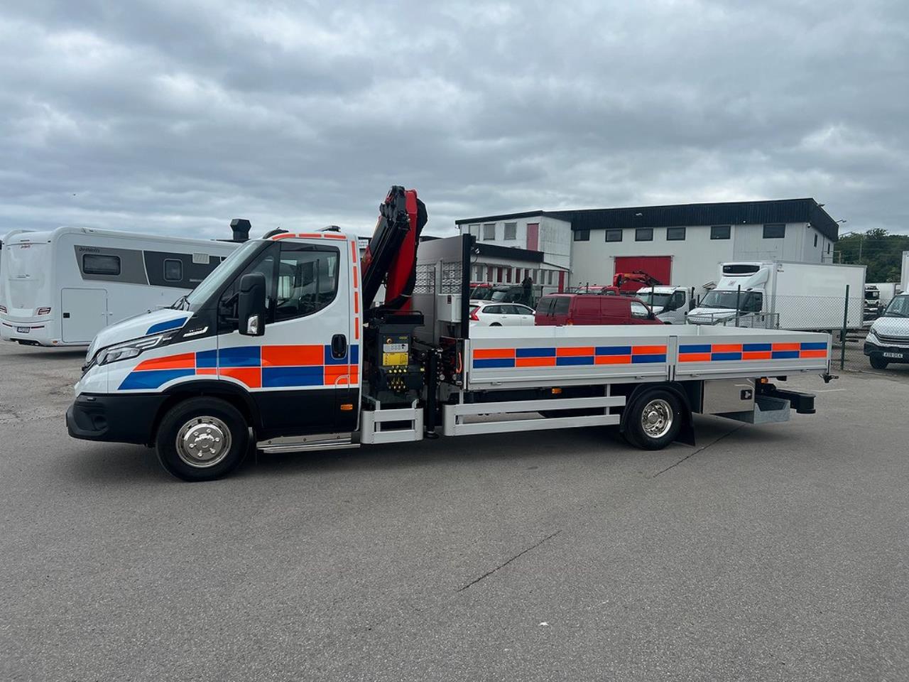 Iveco Daily 72C18 A8 Kranbil Palfinger Kran Fullutrustad 2025 - Kran