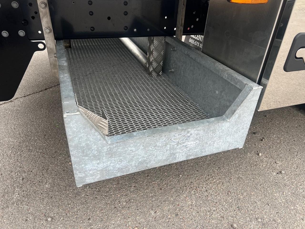 Iveco Daily 72C18 A8 Kranbil Palfinger Kran Fullutrustad 2025 - Kran