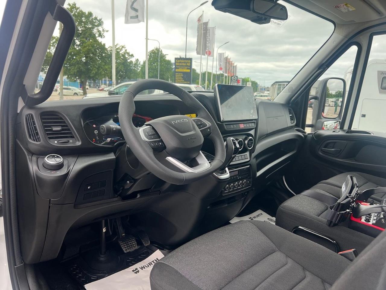 Iveco Daily 72C18 A8 Kranbil Palfinger Kran Fullutrustad 2025 - Kran