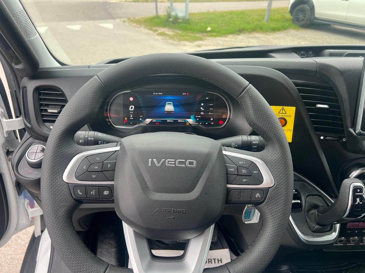 Iveco Daily 72C18 A8 Kranbil Palfinger Kran Fullutrustad 2025 - Kran