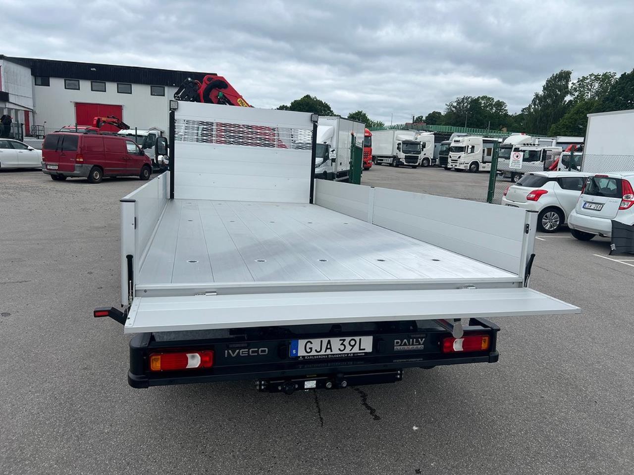 Iveco Daily 72C18 A8 Kranbil Palfinger Kran Fullutrustad 2025 - Kran