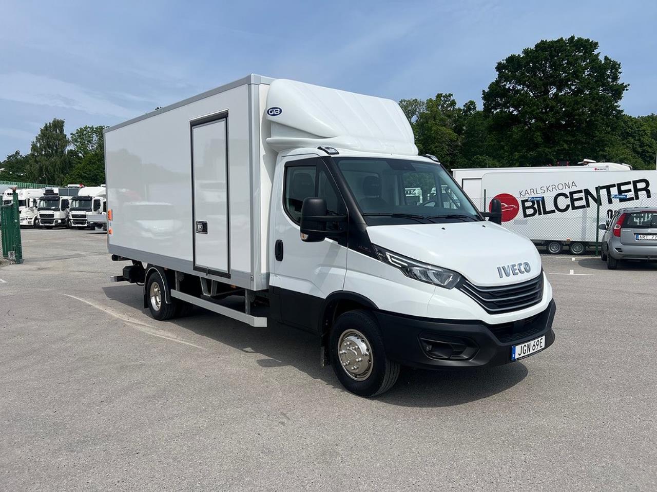 Iveco Daily 72C18 Skåpbil *Endast 650 mil * Euro 6 2024 - Övrigt