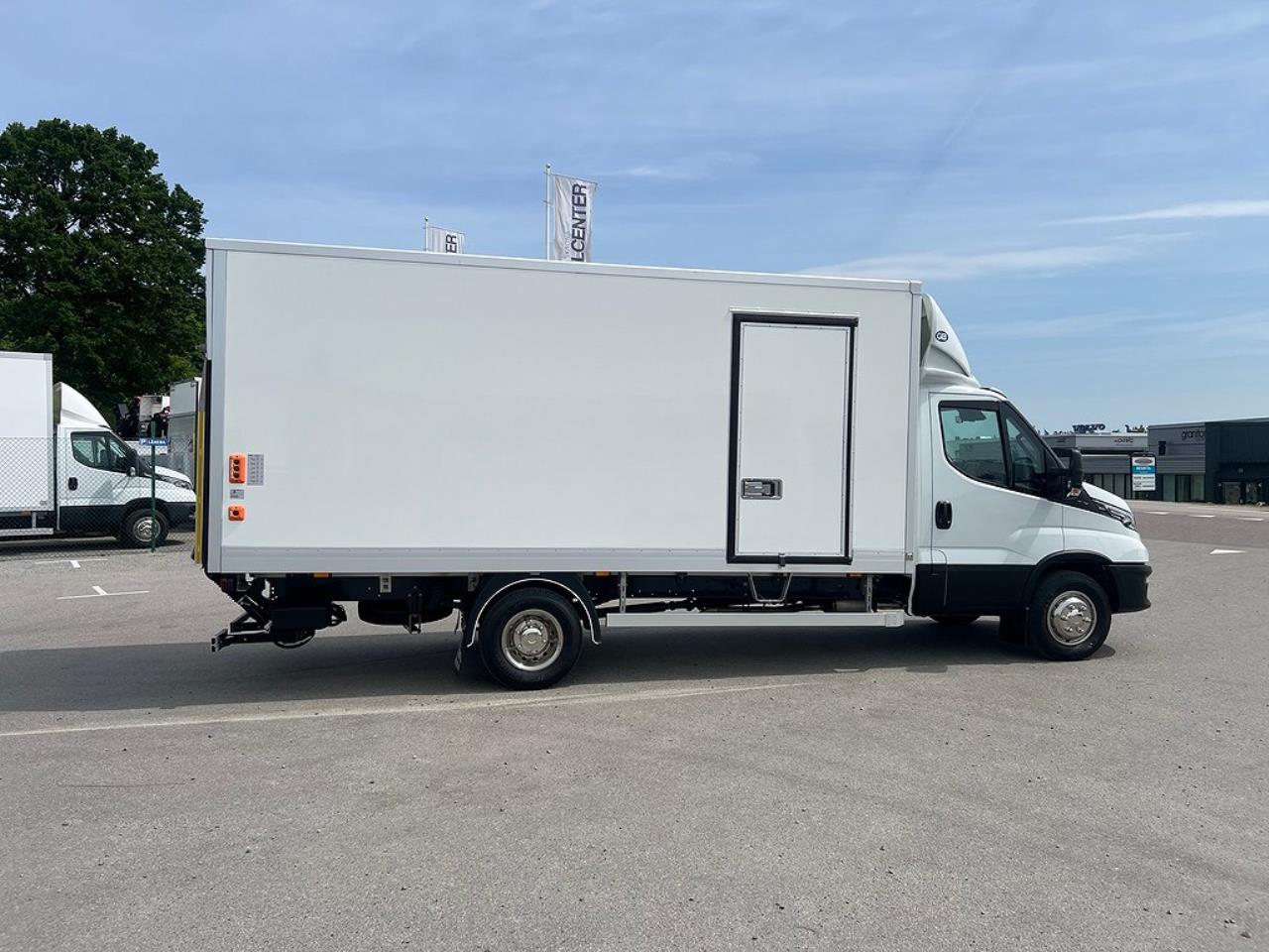 Iveco Daily 72C18 Skåpbil *Endast 650 mil * Euro 6 2024 - Övrigt