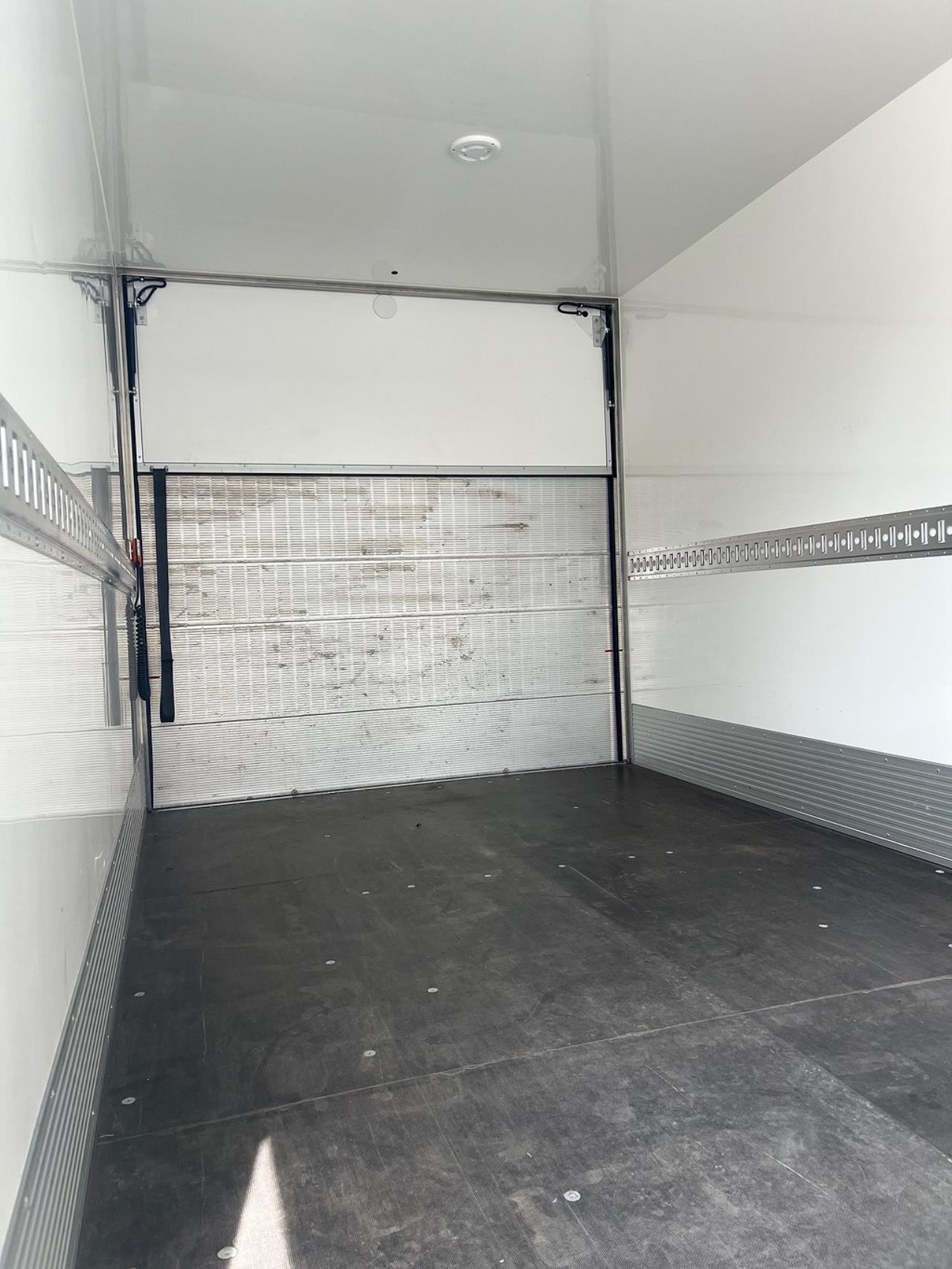 Iveco Daily 72C18 Skåpbil *Endast 650 mil * Euro 6 2024 - Övrigt
