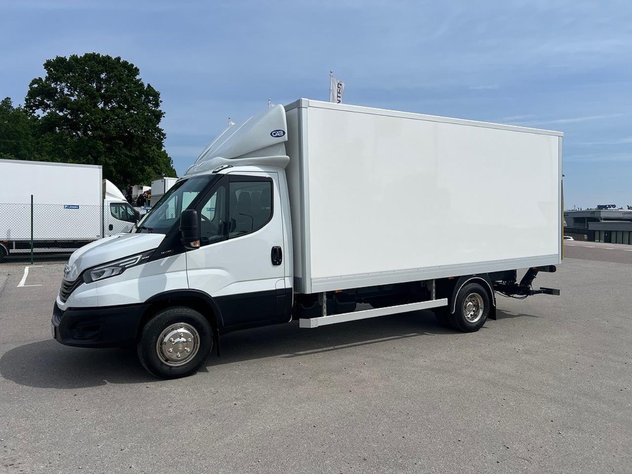 Iveco Daily 72C18 Skåpbil *Endast 650 mil * Euro 6 2024 - Övrigt