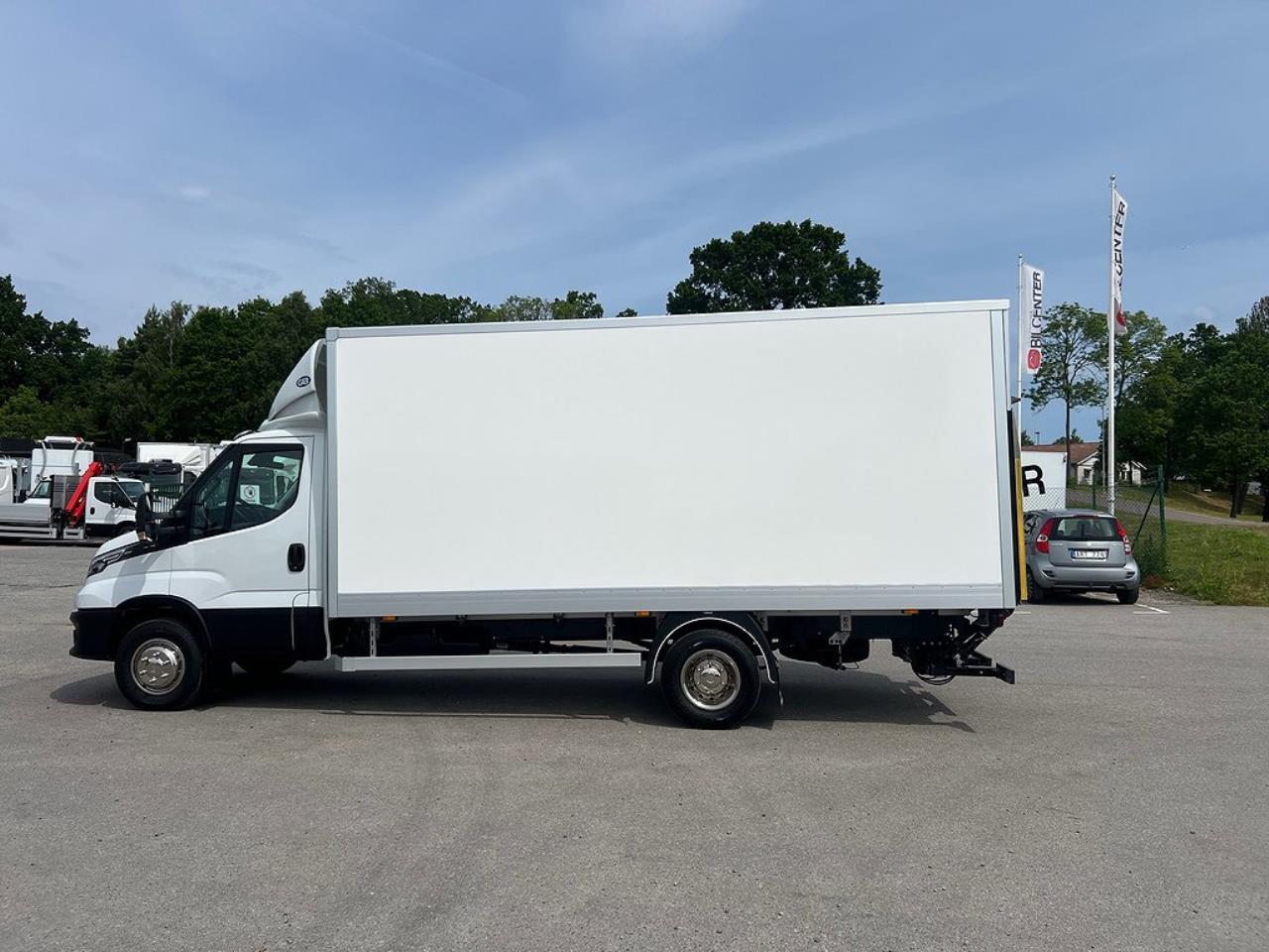 Iveco Daily 72C18 Skåpbil *Endast 650 mil * Euro 6 2024 - Övrigt