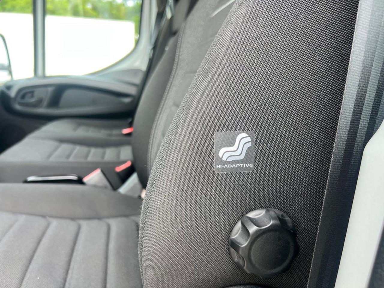 Iveco Daily 72C18 Skåpbil *Endast 650 mil * Euro 6 2024 - Övrigt