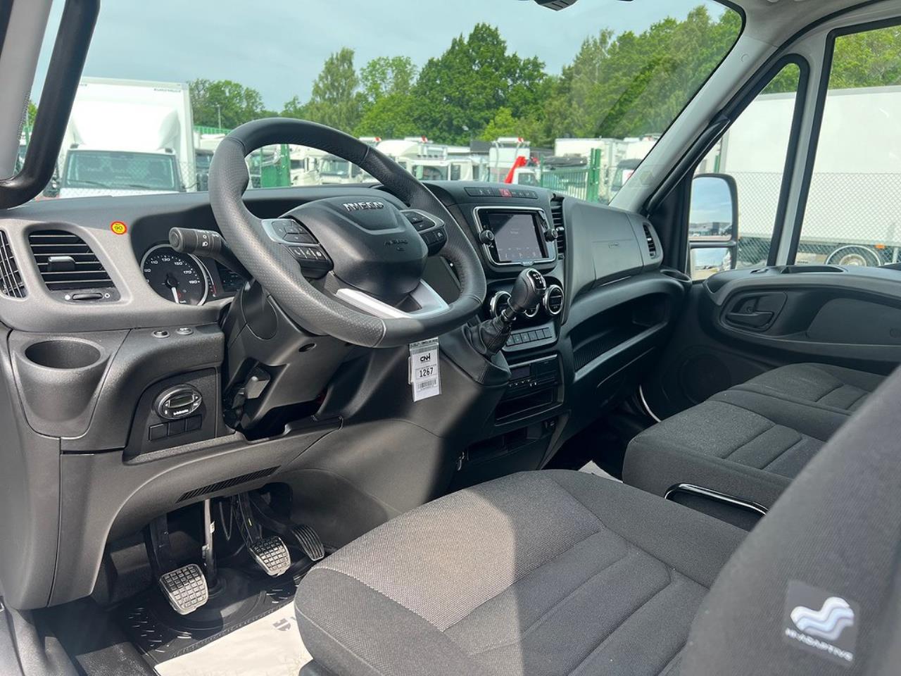 Iveco Daily 72C18 Skåpbil *Endast 650 mil * Euro 6 2024 - Övrigt