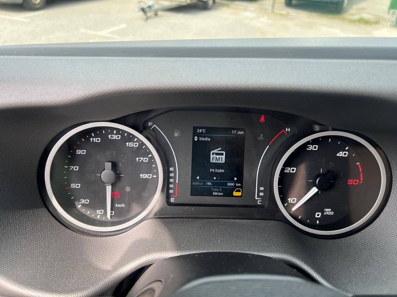 Iveco Daily 72C18 Skåpbil *Endast 650 mil * Euro 6 2024 - Övrigt