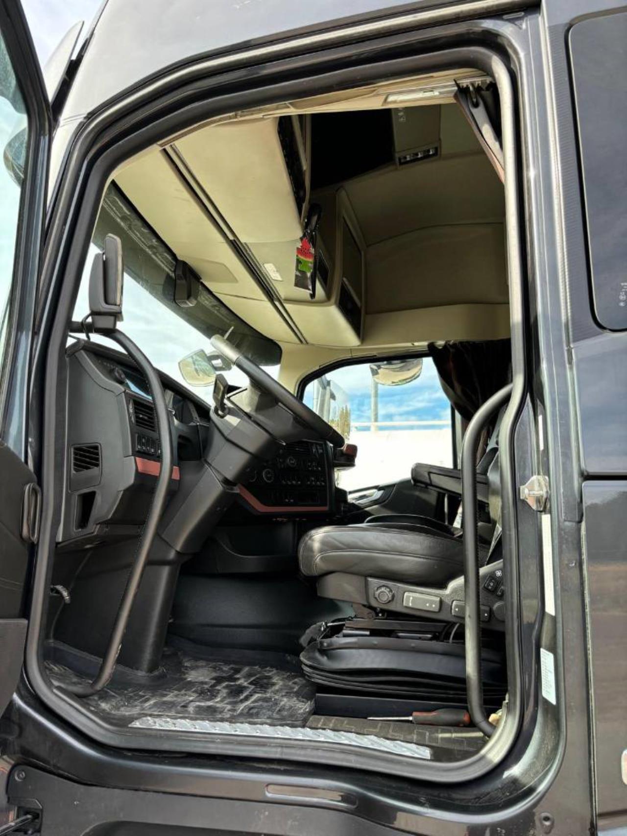 Volvo FH16 650 2023 - Timmer