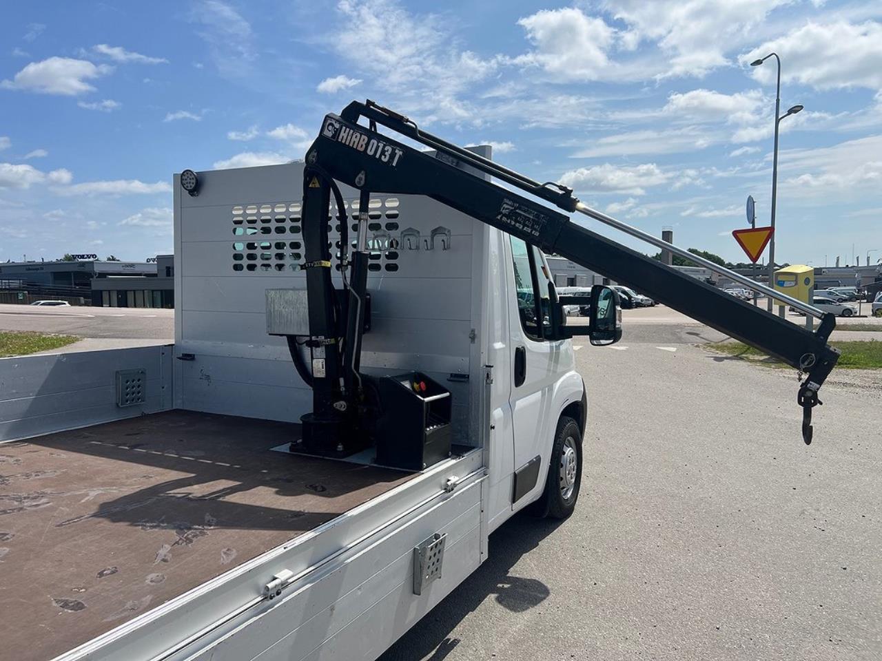 Peugeot Boxer 2,2 HDI Flak & kran, Kranbil  2014 - Övrigt