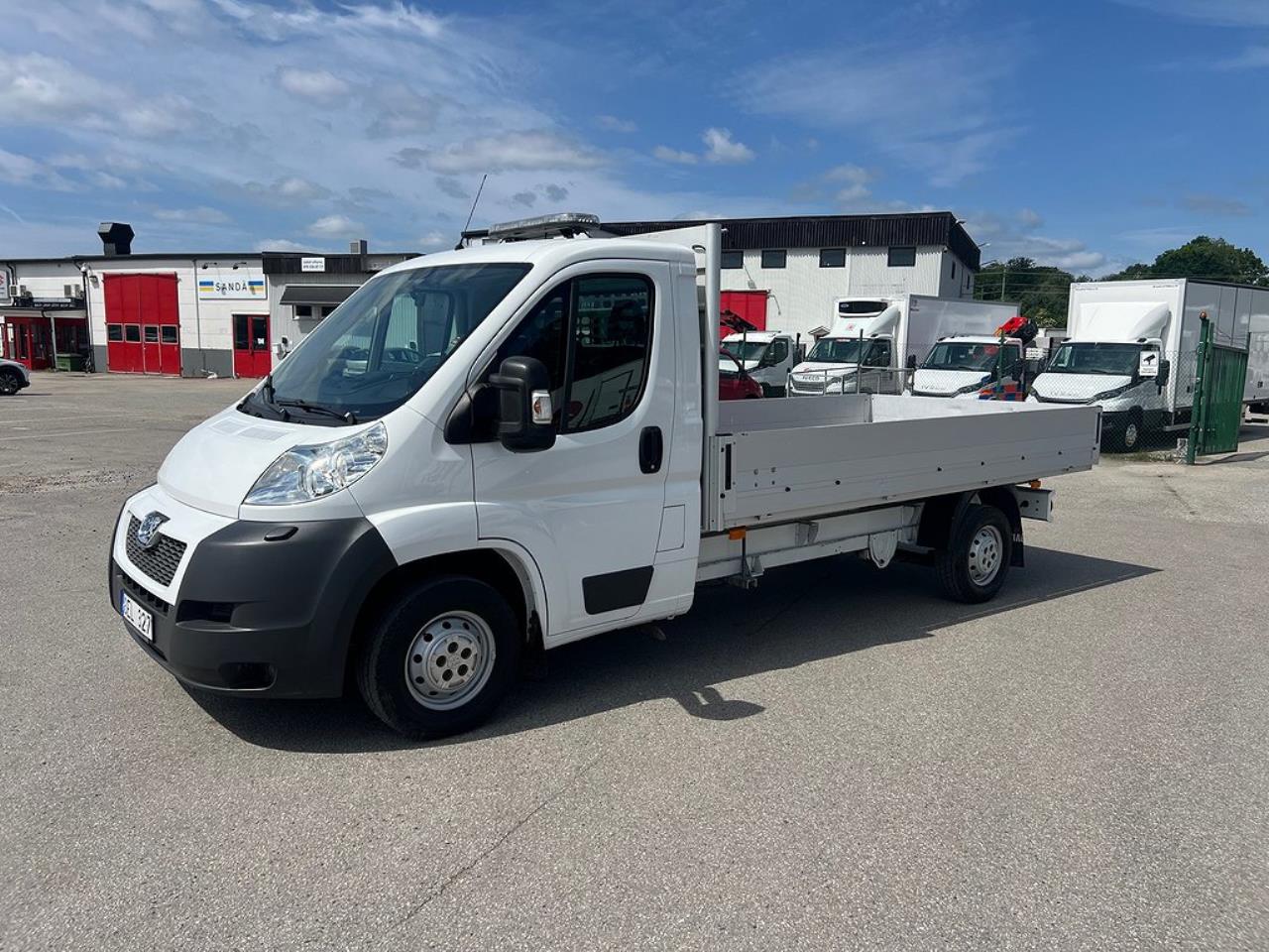 Peugeot Boxer 2,2 HDI Flak & kran, Kranbil  2014 - Övrigt