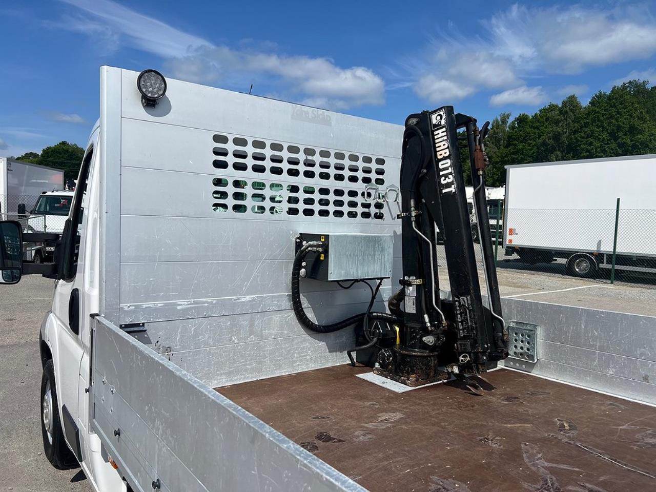 Peugeot Boxer 2,2 HDI Flak & kran, Kranbil  2014 - Övrigt