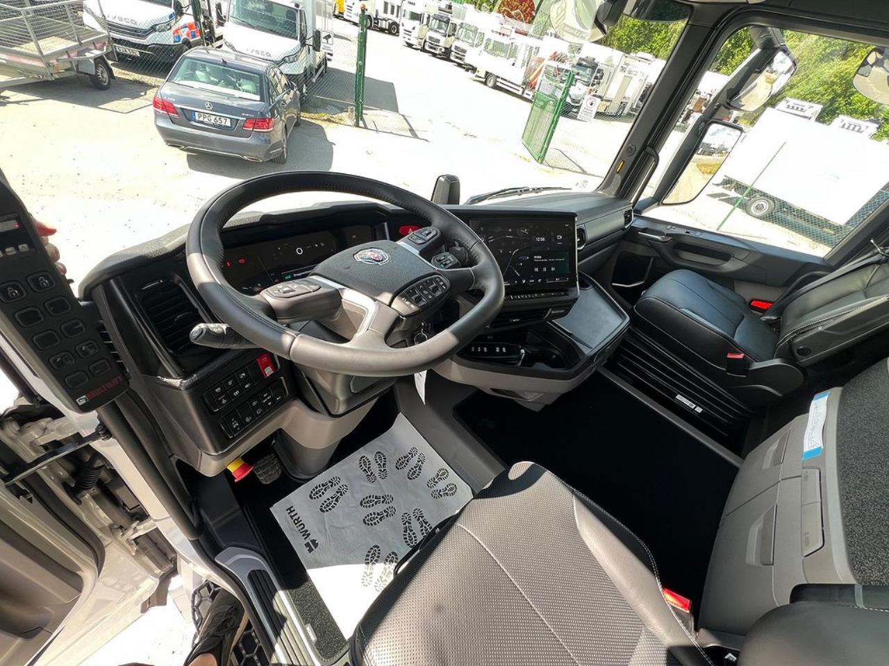 Scania R500 8x4*4 Tridem 26 T Hiab  Lastväxlare Fullutrustad 2025 - Krok/Lastväxlare