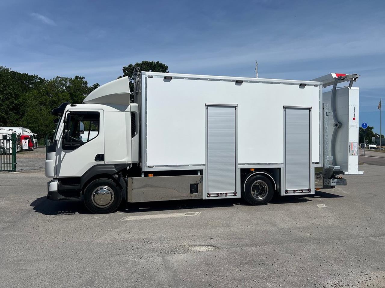 Volvo FL250 4x2 TMA Bil med Toalett & MaxiSign Online 2024 - Övrigt