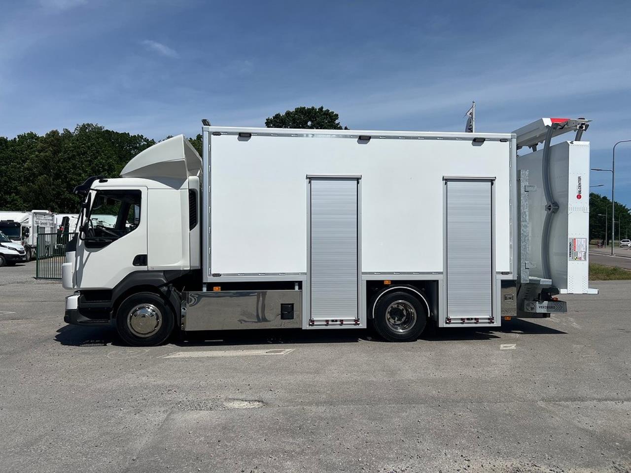 Volvo FL250 4x2 TMA Bil med Toalett & MaxiSign Online 2024 - Övrigt