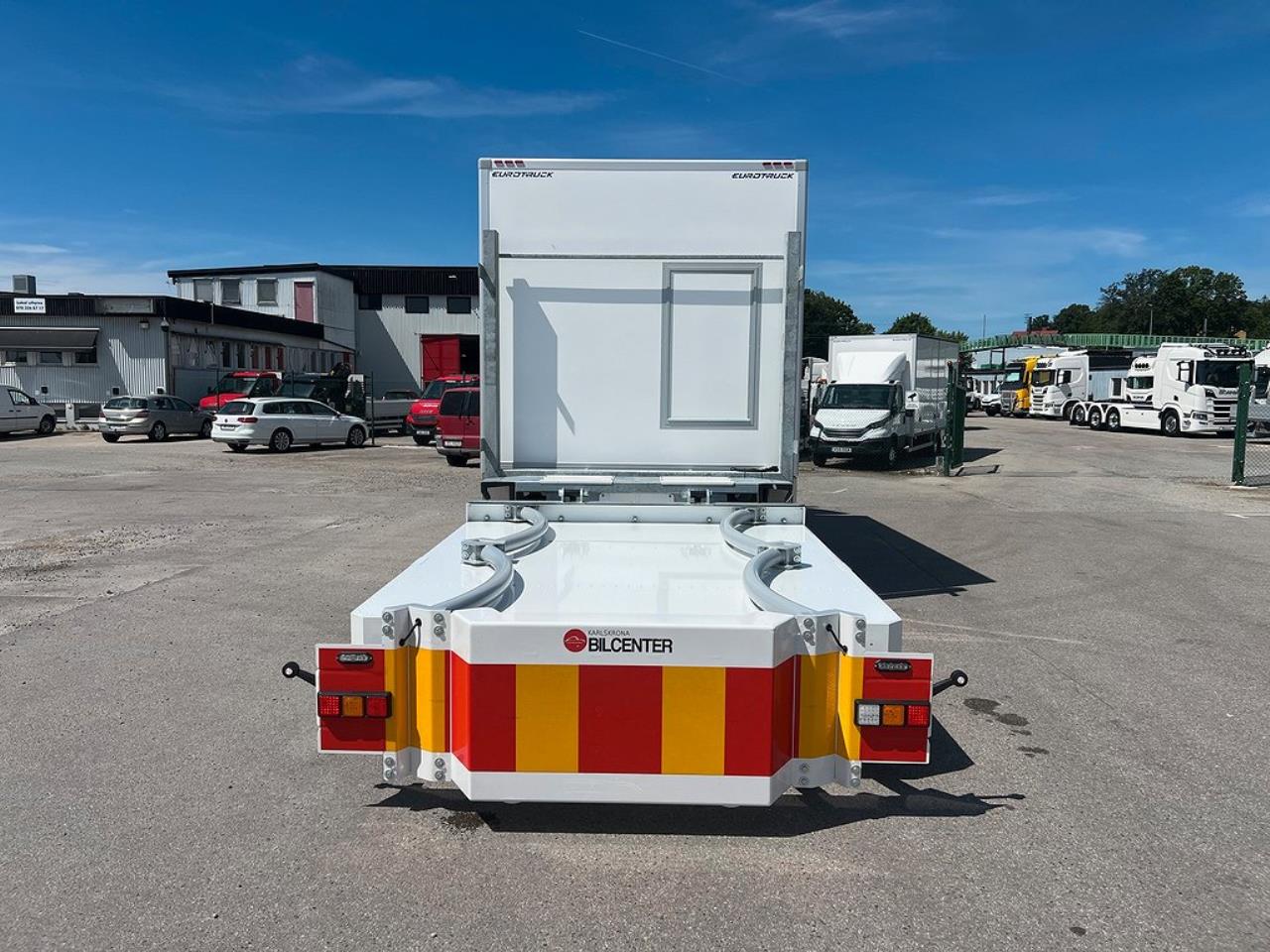 Volvo FL250 4x2 TMA Bil med Toalett & MaxiSign Online 2024 - Övrigt