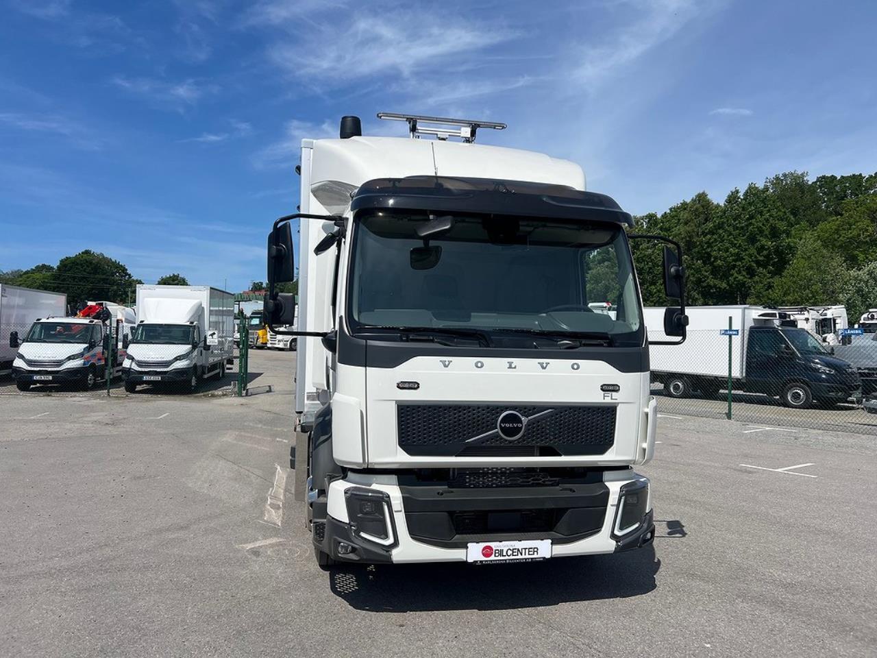 Volvo FL250 4x2 TMA Bil med Toalett & MaxiSign Online 2024 - Övrigt