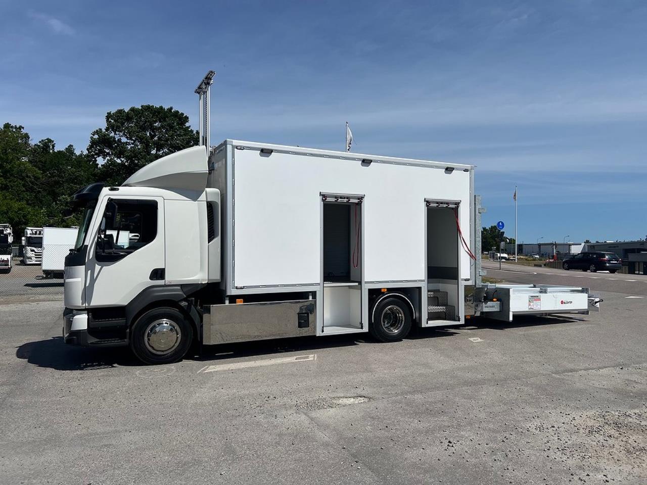 Volvo FL250 4x2 TMA Bil med Toalett & MaxiSign Online 2024 - Övrigt