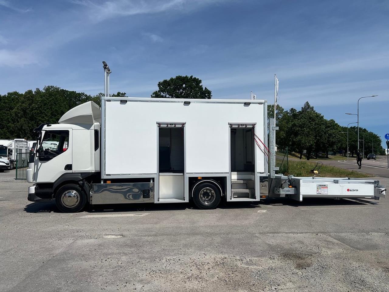 Volvo FL250 4x2 TMA Bil med Toalett & MaxiSign Online 2024 - Övrigt