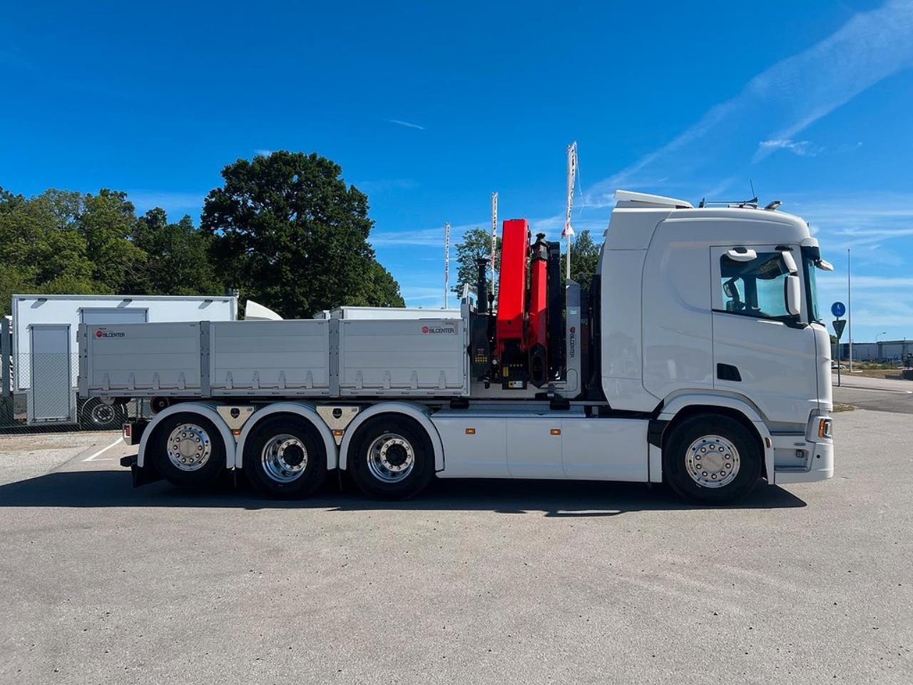 Scania R500 Tridem 26T Hiab Lastväxlare & Kranflak Palfinger 2025 - Kran