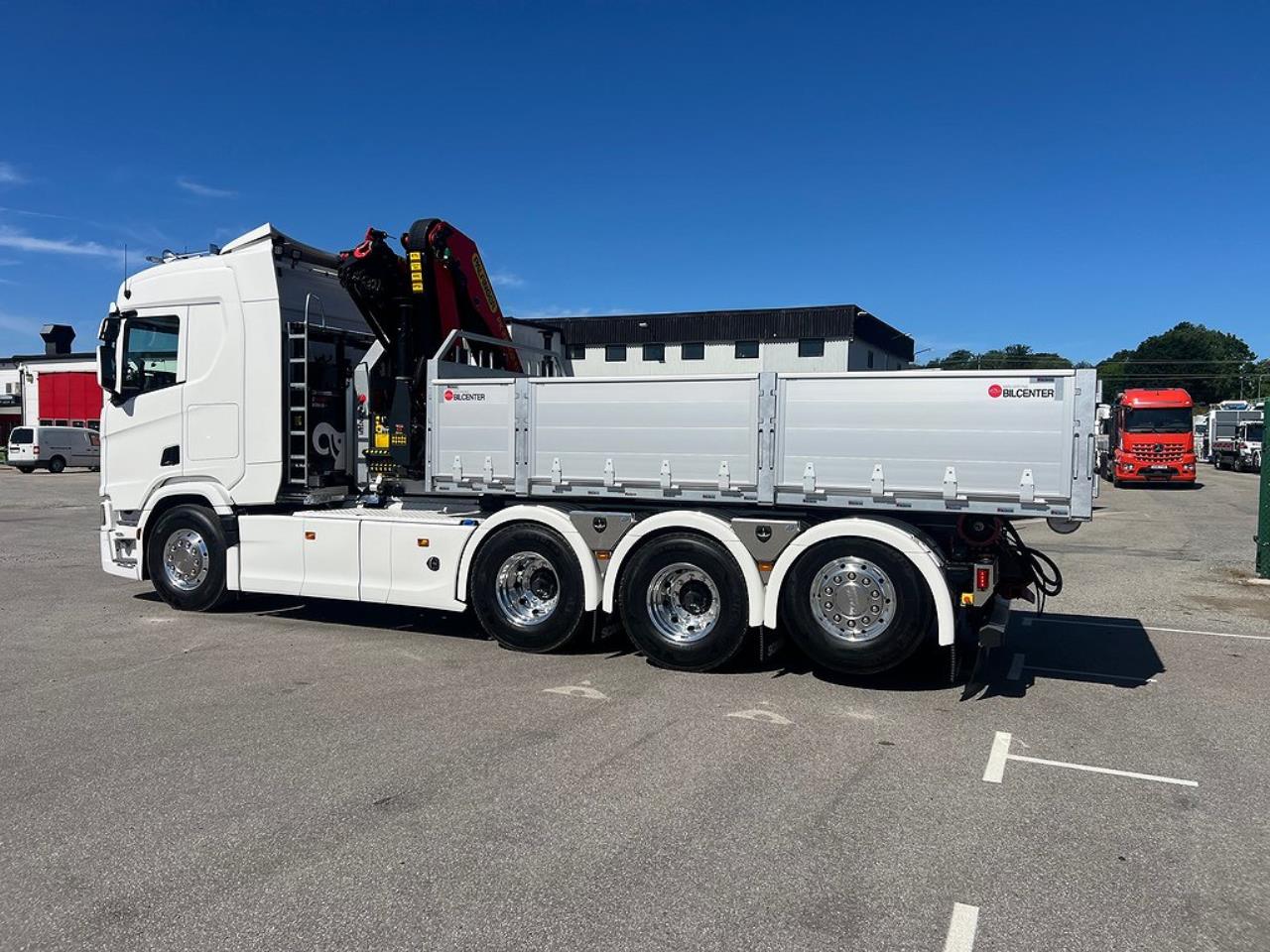 Scania R500 Tridem 26T Hiab Lastväxlare & Kranflak Palfinger 2025 - Kran