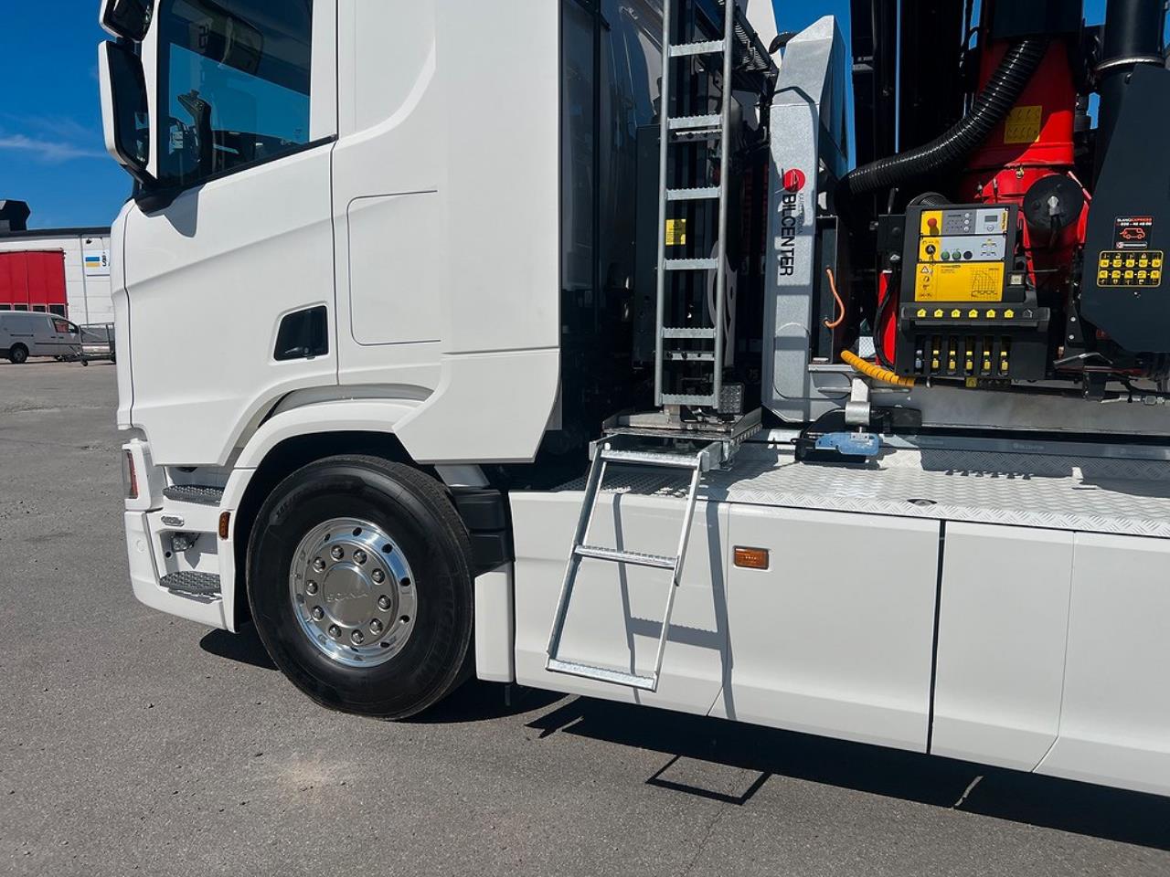 Scania R500 Tridem 26T Hiab Lastväxlare & Kranflak Palfinger 2025 - Kran