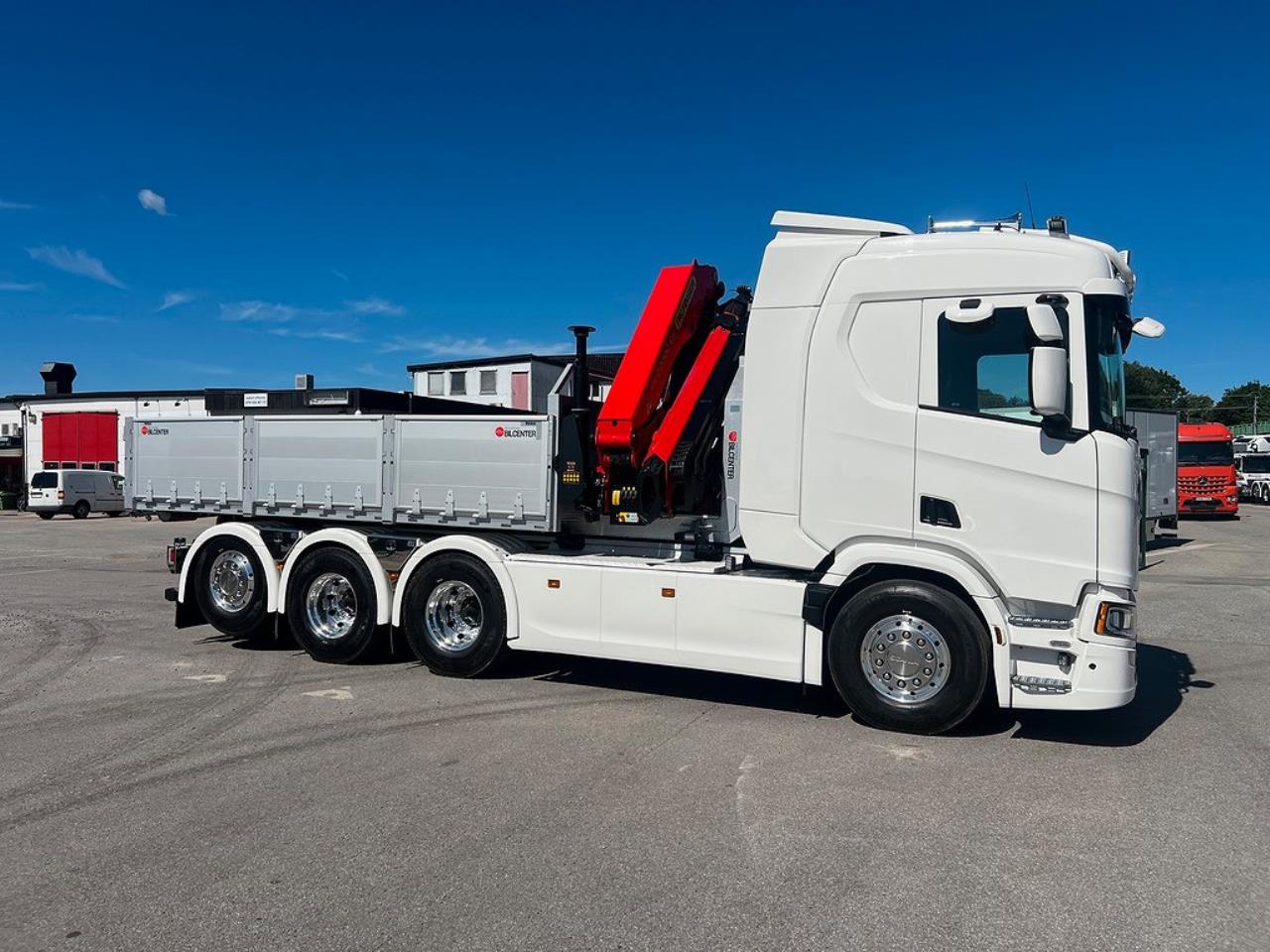 Scania R500 Tridem 26T Hiab Lastväxlare & Kranflak Palfinger 2025 - Kran