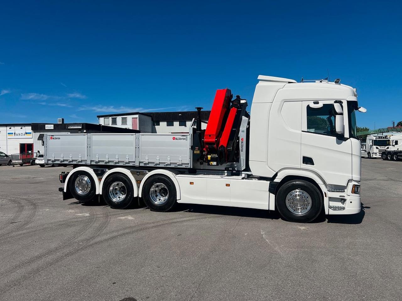 Scania R500 Tridem 26T Hiab Lastväxlare & Kranflak Palfinger 2025 - Kran