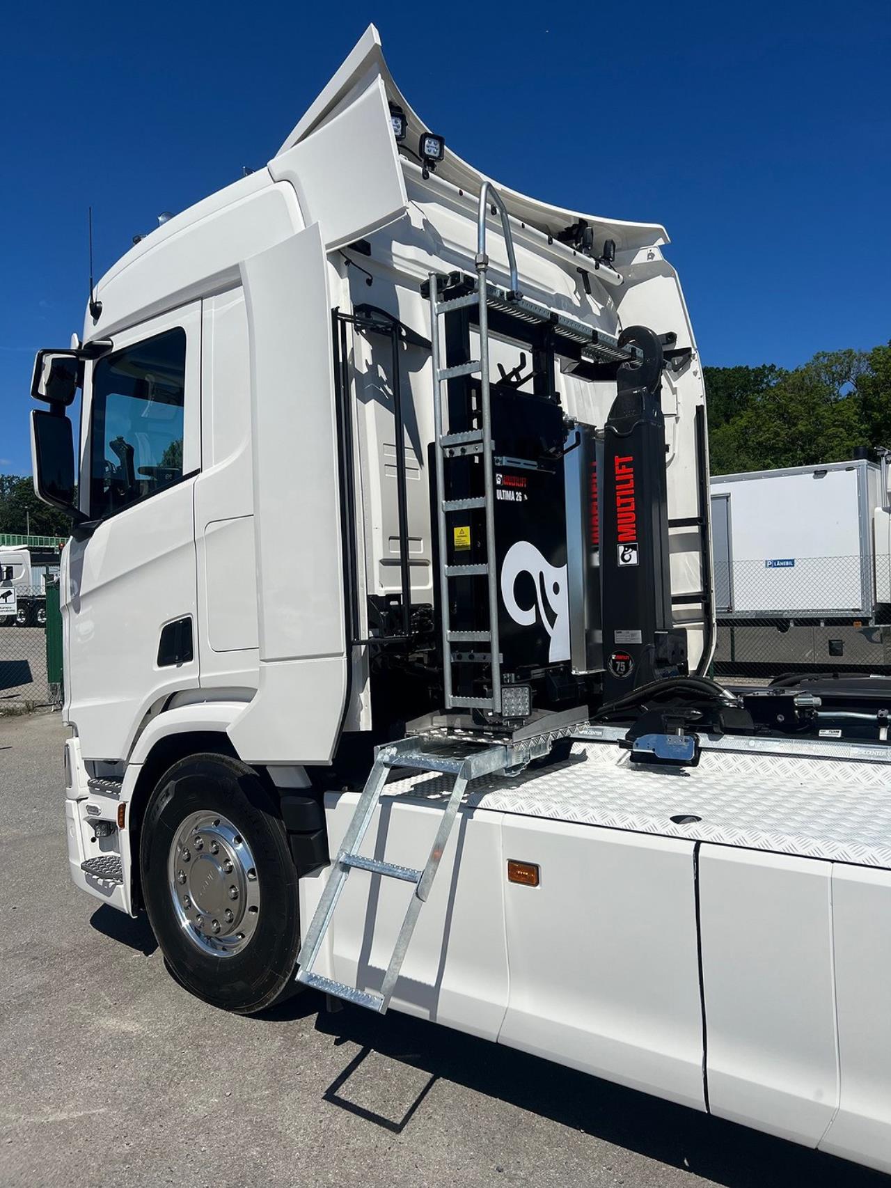 Scania R500 8x4*4 Tridem 26 T Hiab  Lastväxlare Fullutrustad 2025 - Krok/Lastväxlare