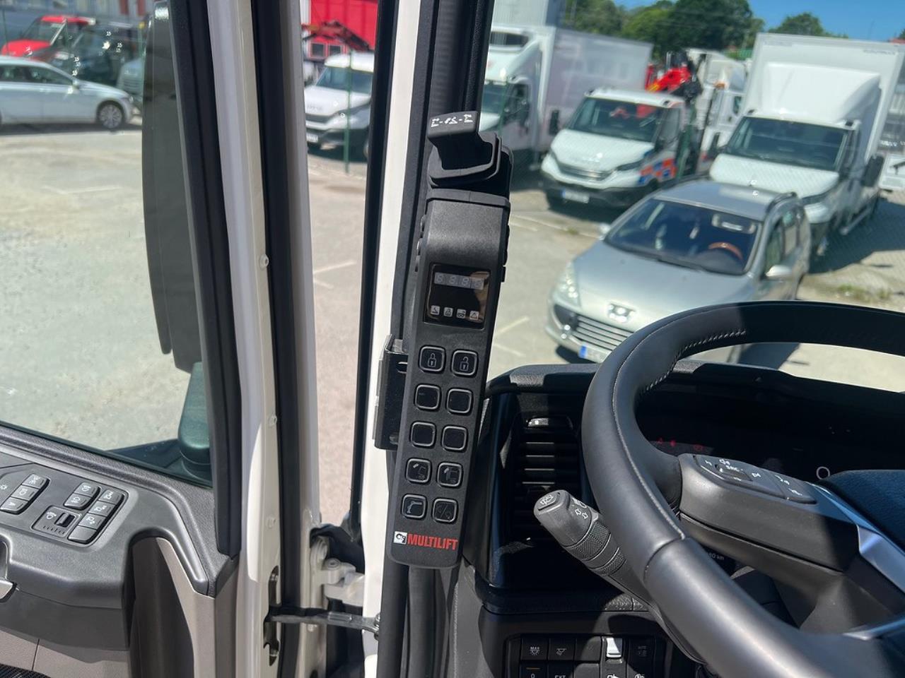 Scania R500 8x4*4 Tridem 26 T Hiab  Lastväxlare Fullutrustad 2025 - Krok/Lastväxlare