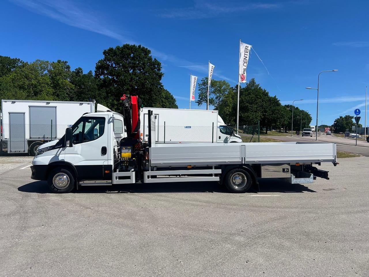 Iveco Daily 72C18 A8 Kranbil Palfinger Kran Fullutrustad 2025 - Övrigt