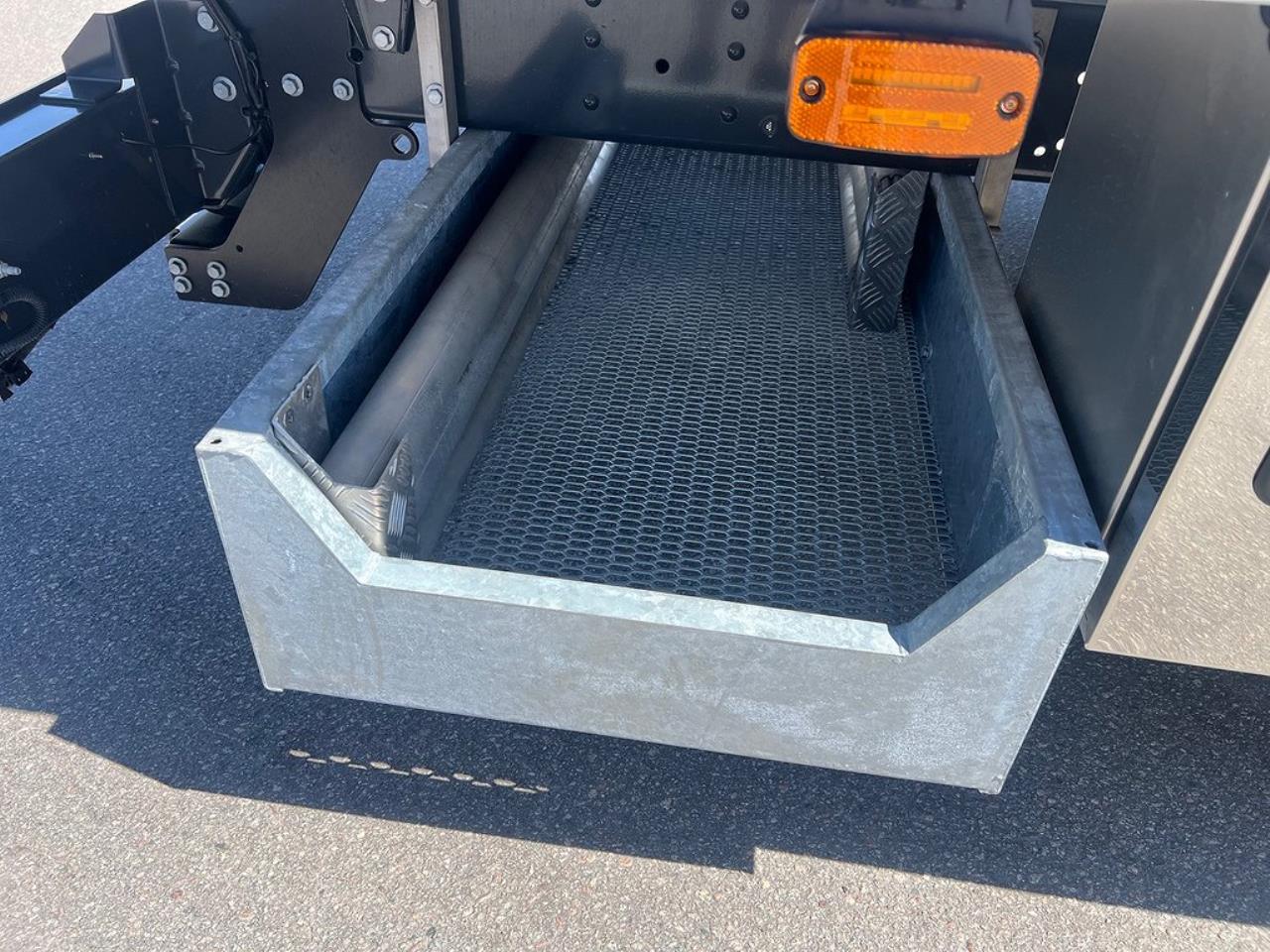 Iveco Daily 72C18 A8 Kranbil Palfinger Kran Fullutrustad 2025 - Övrigt