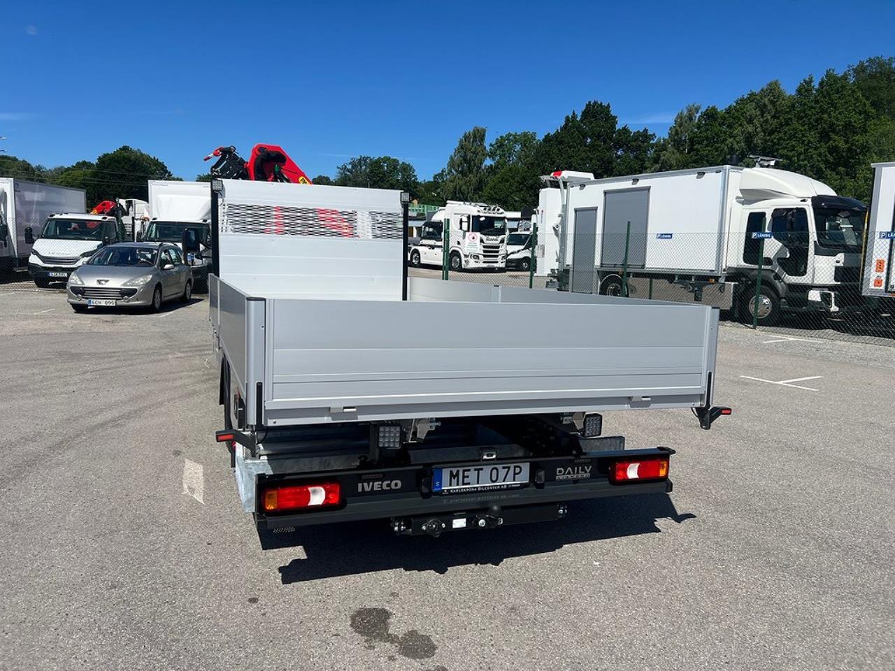 Iveco Daily 72C18 A8 Kranbil Palfinger Kran Fullutrustad 2025 - Övrigt