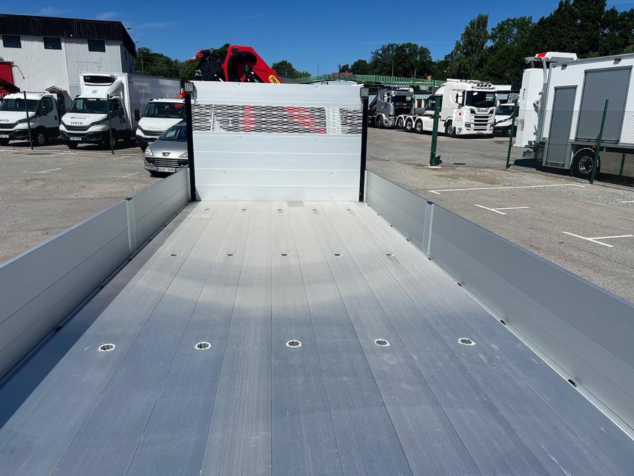 Iveco Daily 72C18 A8 Kranbil Palfinger Kran Fullutrustad 2025 - Övrigt
