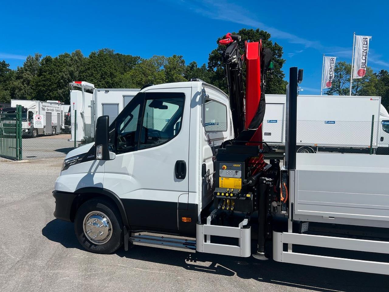 Iveco Daily 72C18 A8 Kranbil Palfinger Kran Fullutrustad 2025 - Övrigt