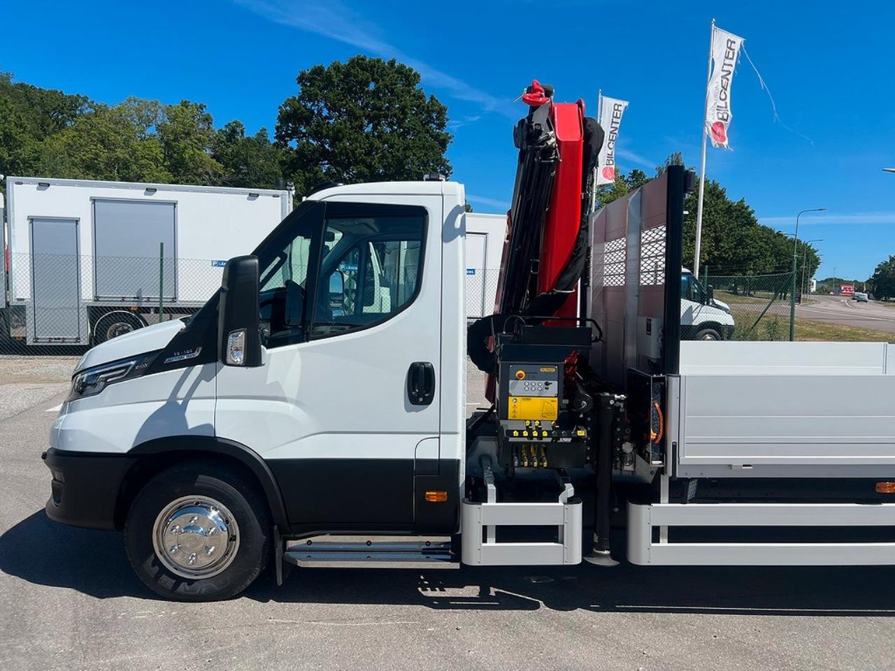 Iveco Daily 72C18 A8 Kranbil Palfinger Kran Fullutrustad 2025 - Övrigt