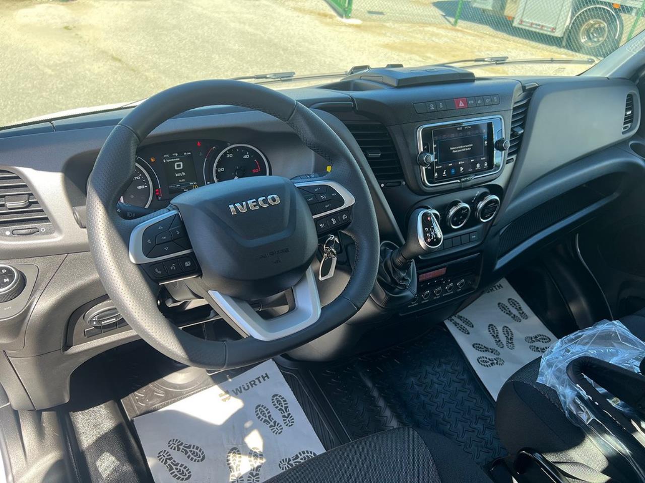 Iveco Daily 72C18 A8 Kranbil Palfinger Kran Fullutrustad 2025 - Övrigt