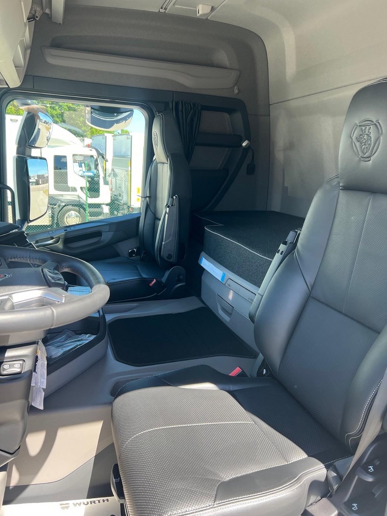 Scania G500 6x2*4 Brädgårdsbil Kranbil Hiab 232 Kran 2025 - Kran