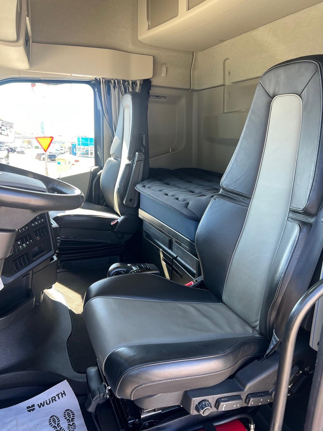 Volvo FH13 500 6x2*4 Lastväxlare I-SEE, Retarder, 2800 nm 2023 - Krok/Lastväxlare