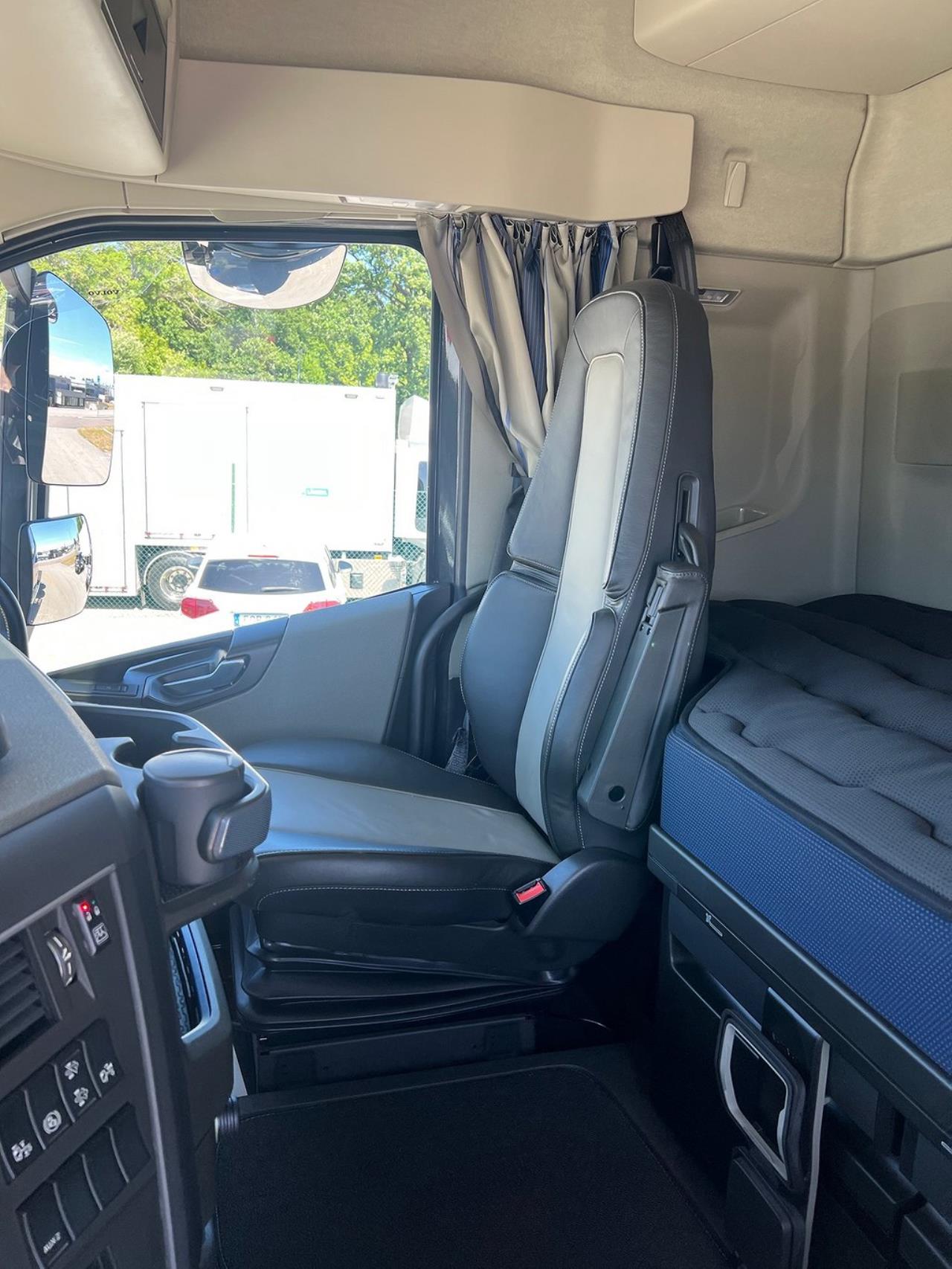 Volvo FH13 500 6x2*4 Lastväxlare I-SEE, Retarder, 2800 nm 2023 - Krok/Lastväxlare