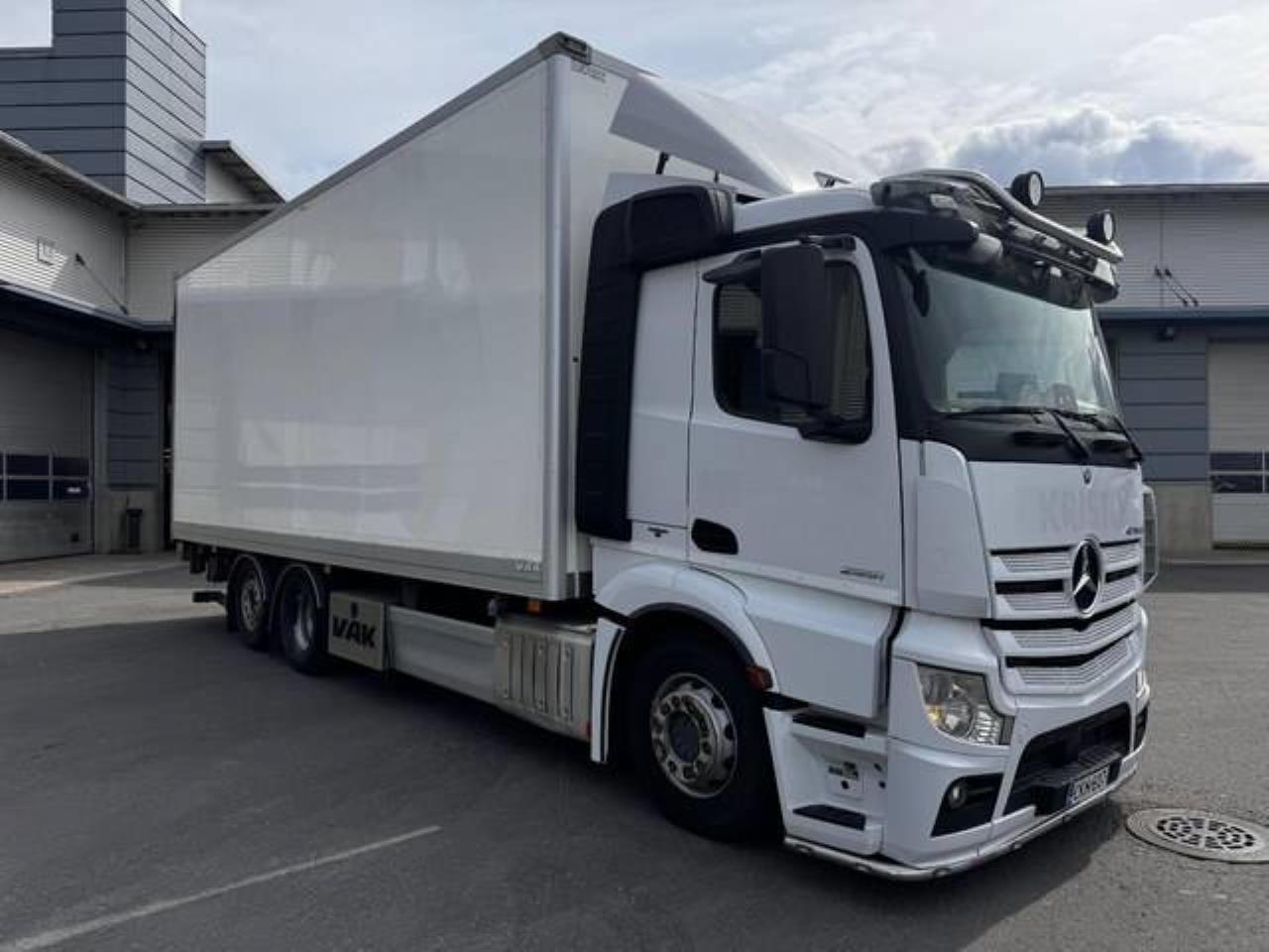 Mercedes-Benz Actros 6X2 2017 - Skåp
