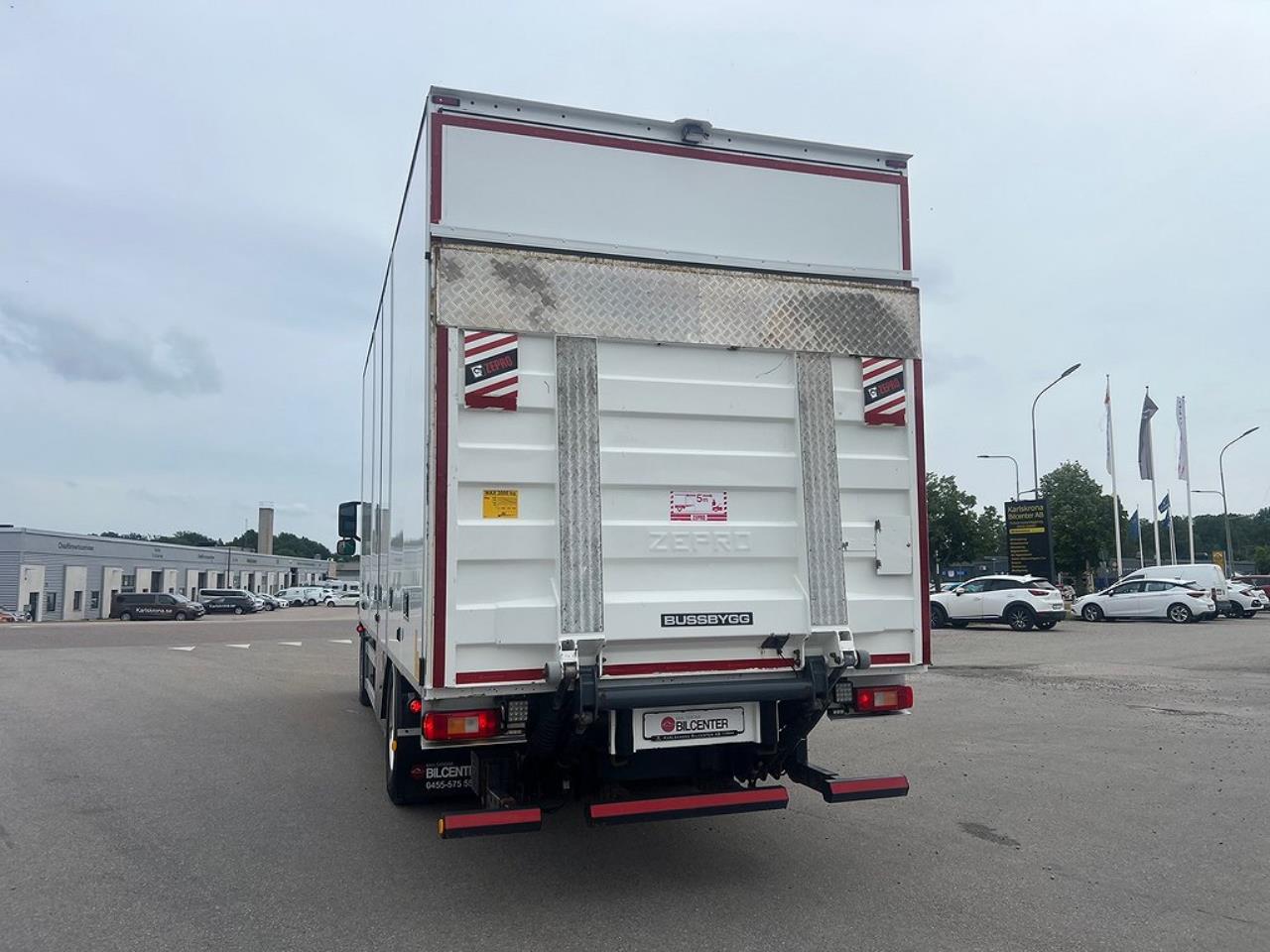 Volvo FM 330 4x2 Skåpbil, Bussbygg Öppningsbarsida, Euro 6 2018 - Skåp