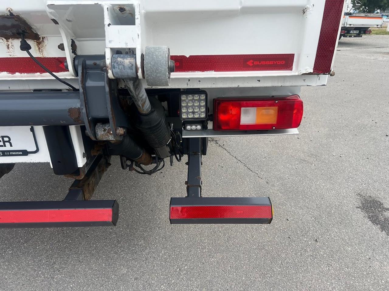 Volvo FM 330 4x2 Skåpbil, Bussbygg Öppningsbarsida, Euro 6 2018 - Skåp