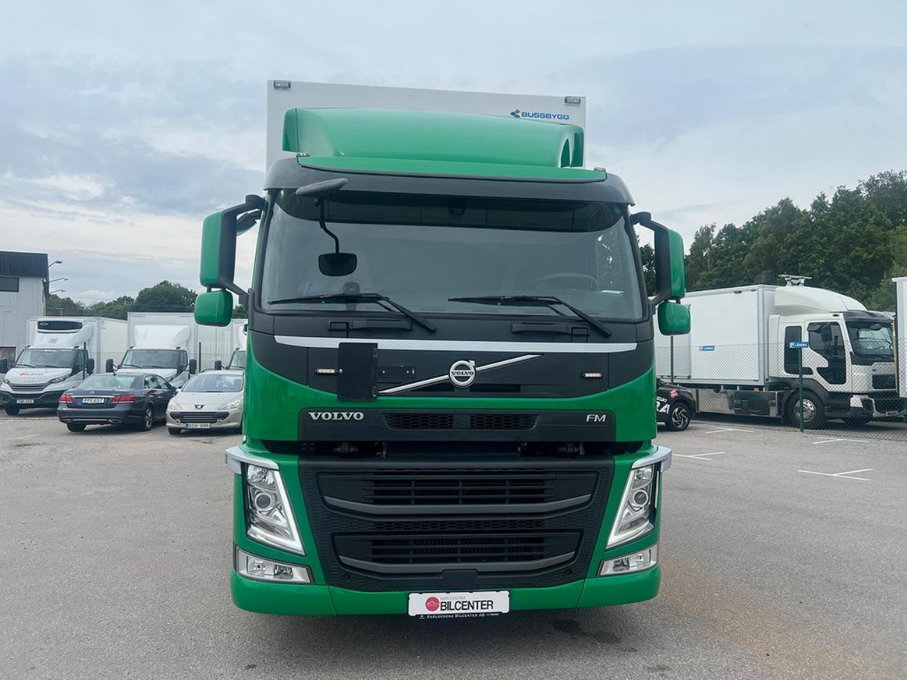 Volvo FM 330 4x2 Skåpbil, Bussbygg Öppningsbarsida, Euro 6 2018 - Skåp