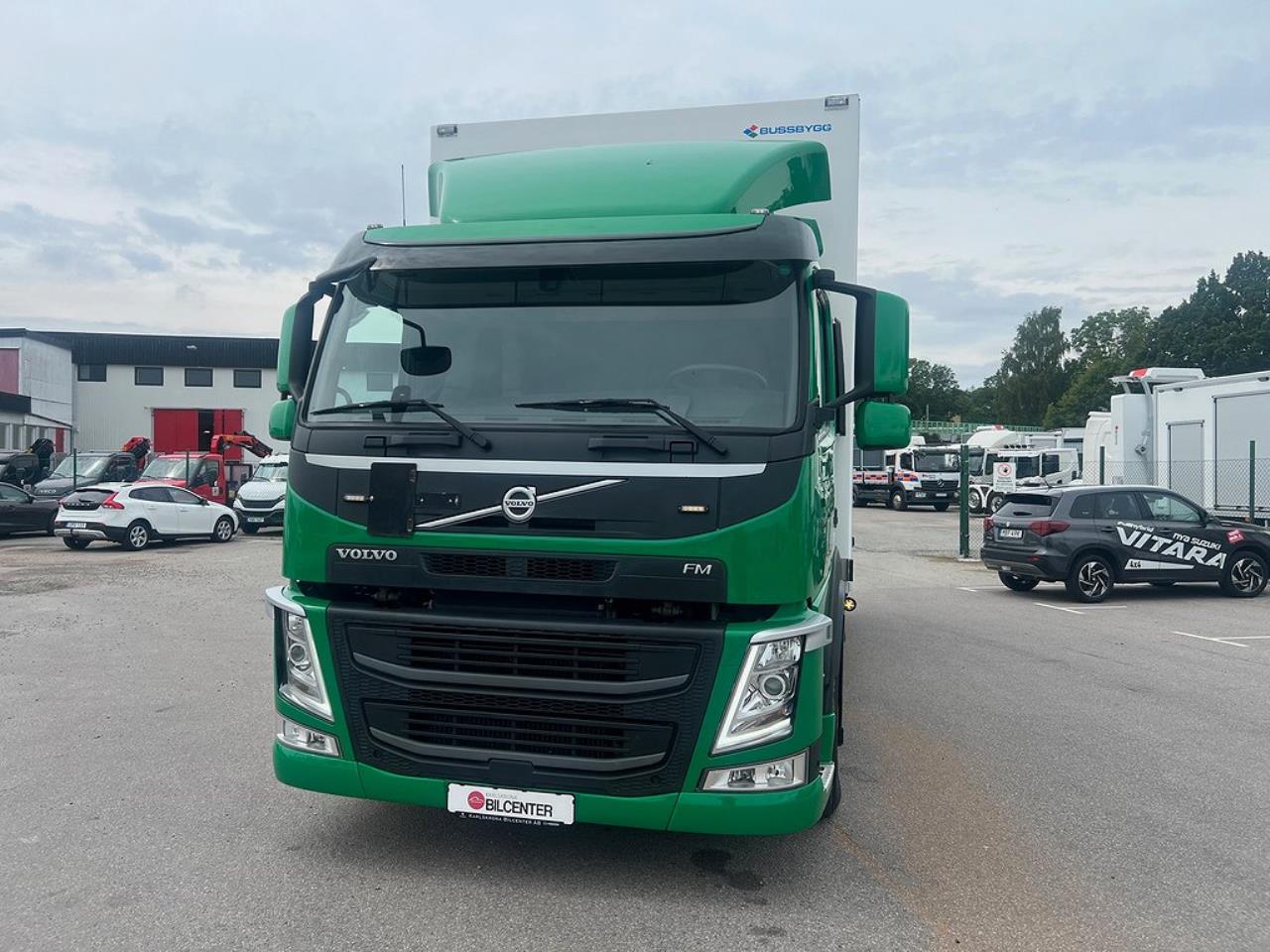 Volvo FM 330 4x2 Skåpbil, Bussbygg Öppningsbarsida, Euro 6 2018 - Skåp
