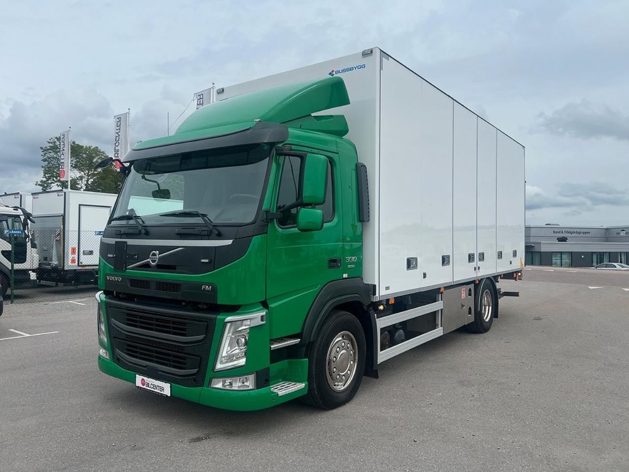 Volvo FM 330 4x2 Skåpbil, Bussbygg Öppningsbarsida, Euro 6 2018 - Skåp